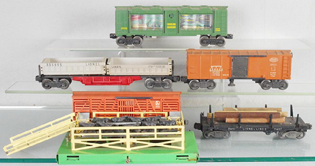 5 LIONEL FREIGHT CARS (1 of 1)