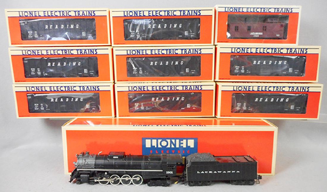 LIONEL PRR TRAIN SET (1 of 1)