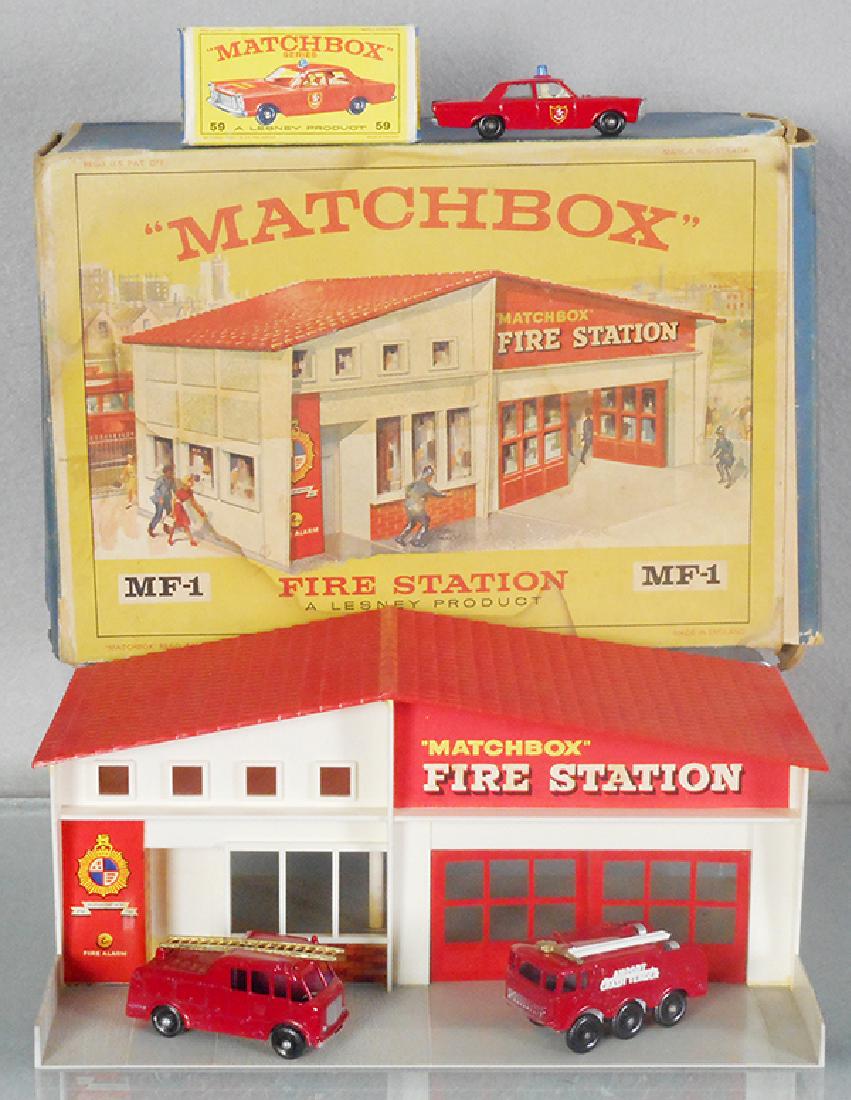 MATCHBOX FIRE SET (1 of 1)