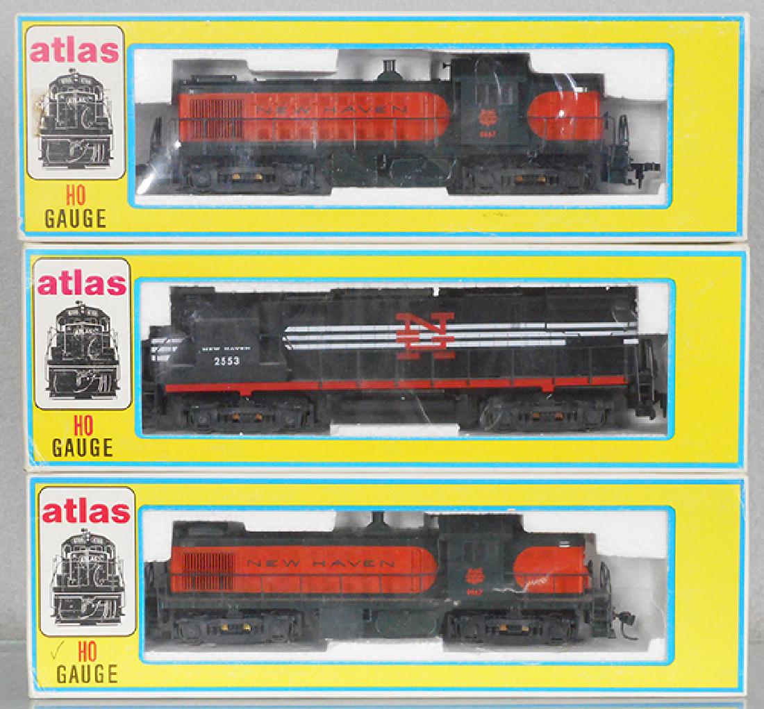 3 ATLAS NEW HAVEN LOCOS: HO ga, 2-rail, 8038, 8112 & 8112, orig boxes & inserts minor wear, C8-9.