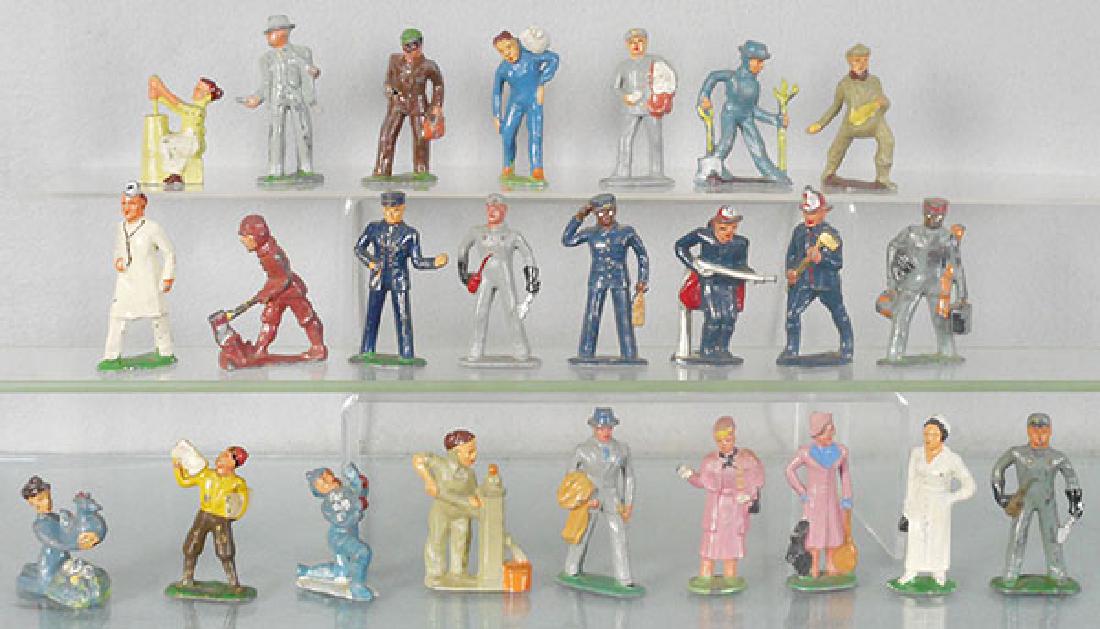24 CIVILIAN DIMESTORE FIGURES (1 of 1)