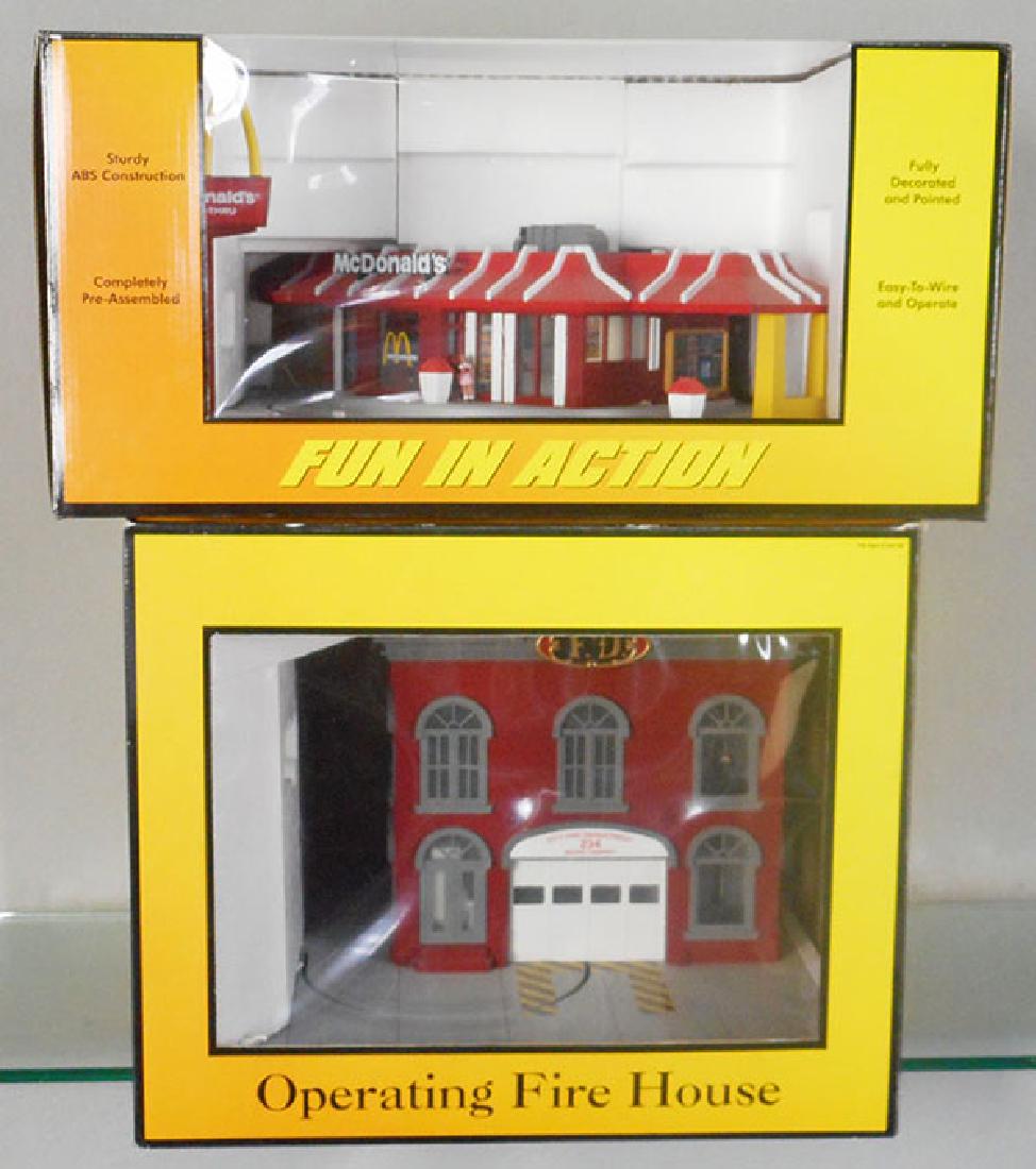 2 MTH ACCESSORIES (1 of 1)