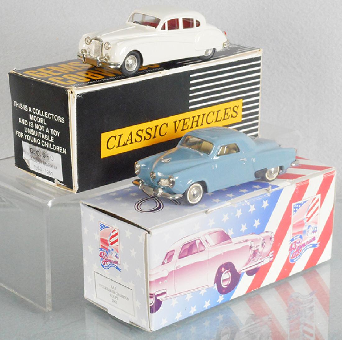 2 DIE CAST AUTOS (1 of 1)