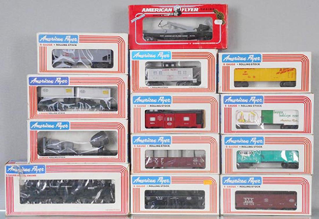 AMERICAN FLYER TRAIN LOT (1 of 1)