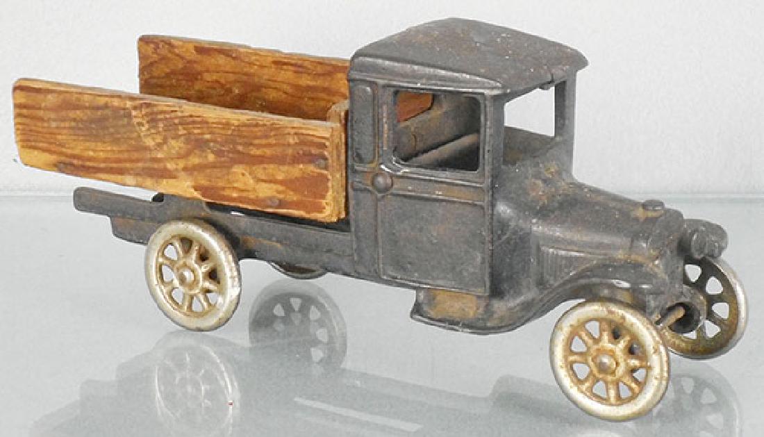 ARCADE FORD TRUCK (1 of 1)