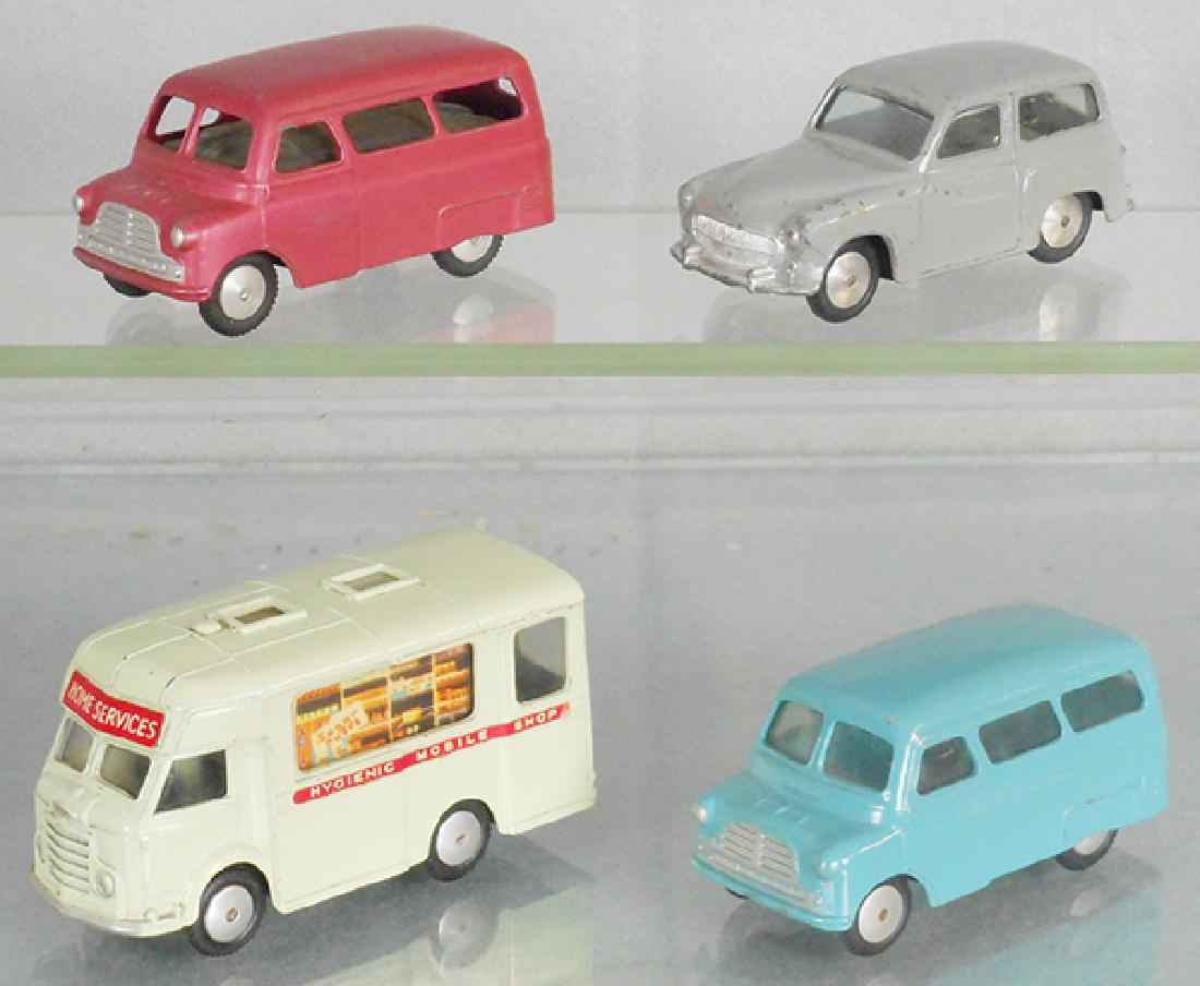 4 CORGI VEHICLES (1 of 1)