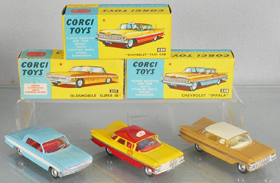 3 CORGI AUTOS (1 of 1)