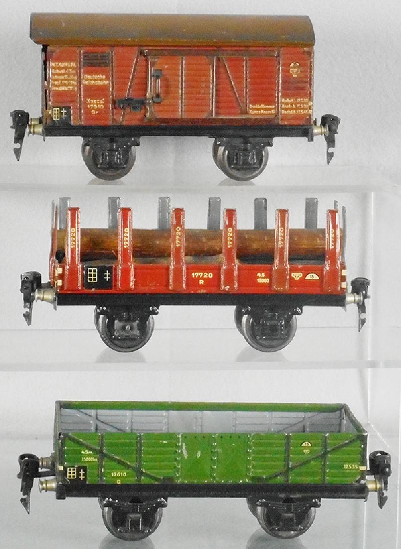 3 MARKLIN FREIGHT CARS (1 of 1)