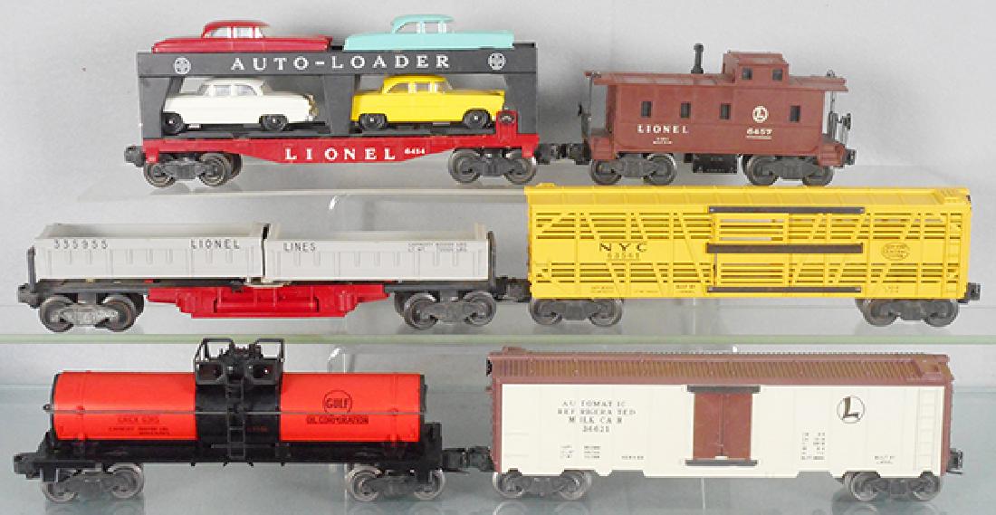 6 LIONEL FREIGHT CARS (1 of 1)