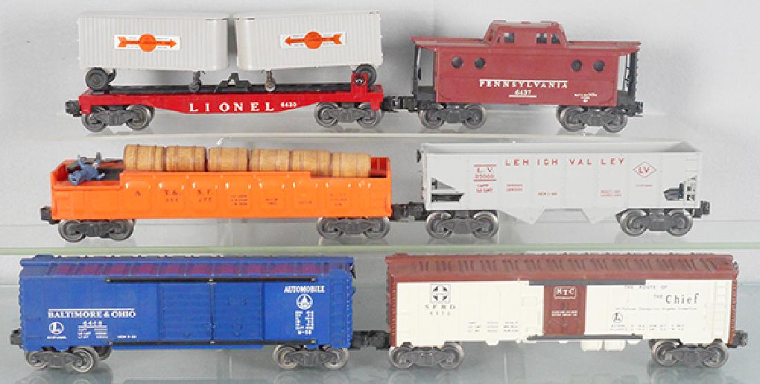 6 LIONEL FREIGHT CARS (1 of 1)
