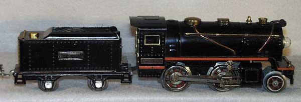 LIONEL 258 LOCO & 257T TENDER: small paint disturbance on cab roof, 257T tender, orange stripes worn, C5-6.