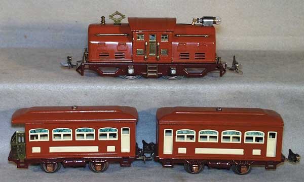 LIONEL TRAIN SET: 252 loco, 529 coach, 530 obsv, no RS on cars, restored, C8.