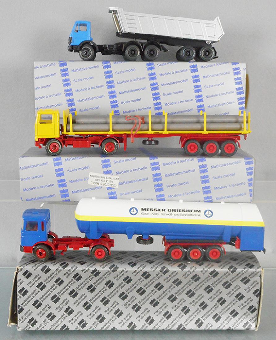 3 CONRAD TRUCKS (1 of 1)