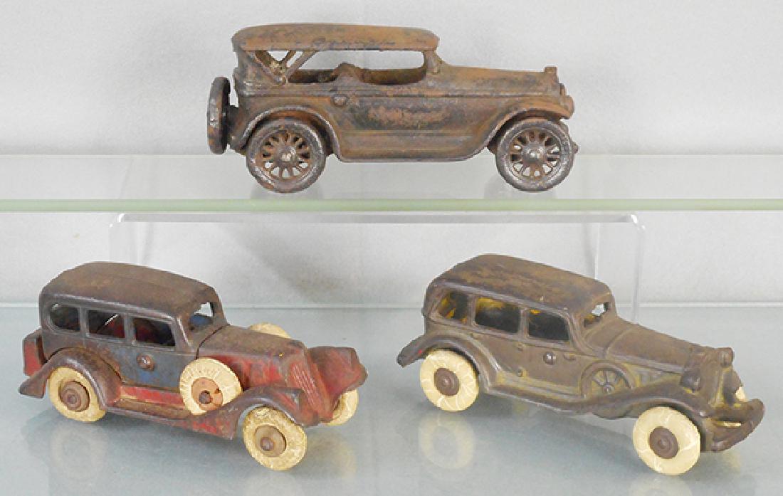 3 CAST IRON AUTOS (1 of 1)