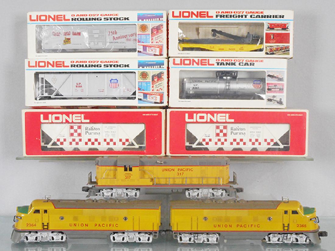 LIONEL TRAIN SET: O ga, twin motor diesel F3, Dummy A & Dummy GP7, customized in UP colors, w/cars 2 #9262, 9235, 9366, 9367, 7707, orig car boxes only, minor wear, C5-8.