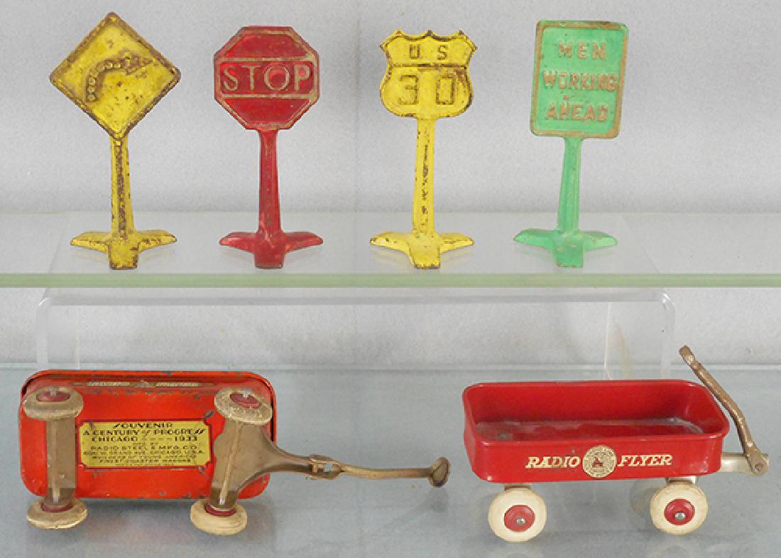 6 TOY ACCESSORIES (1 of 2)