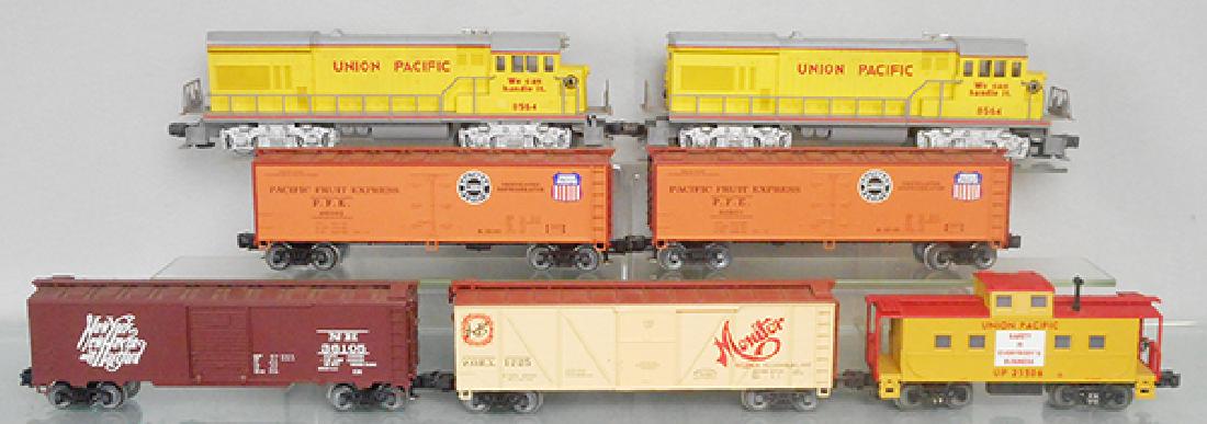 LIONEL UP TRAIN SET (1 of 1)