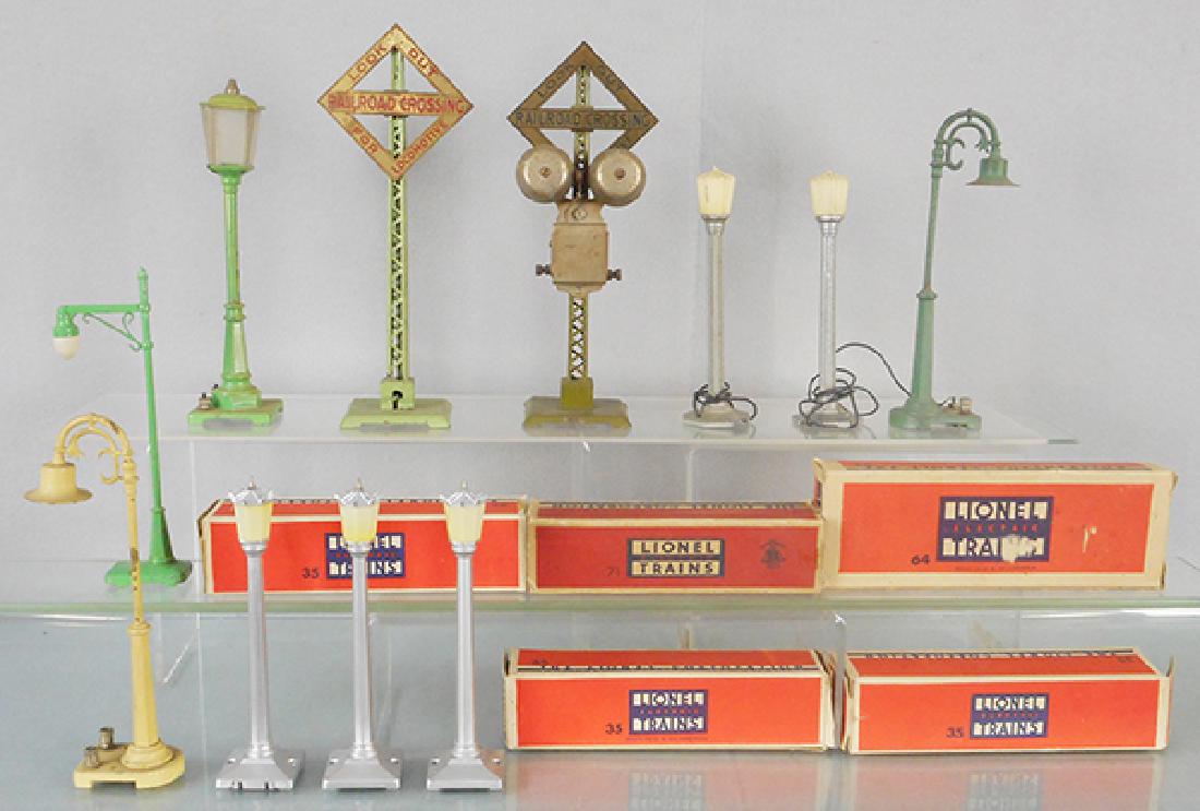 LIONEL ACCESSORIES (1 of 1)