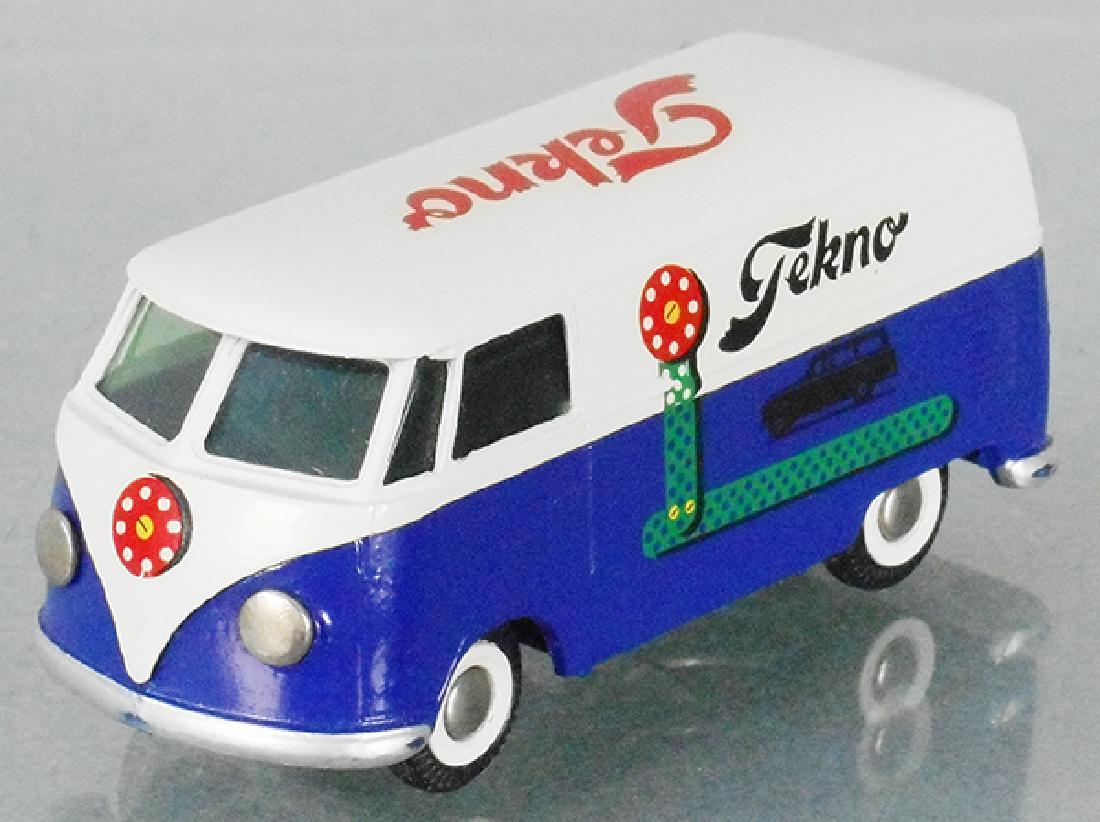 TEKNO 405 VW TEKNO VAN (1 of 2)