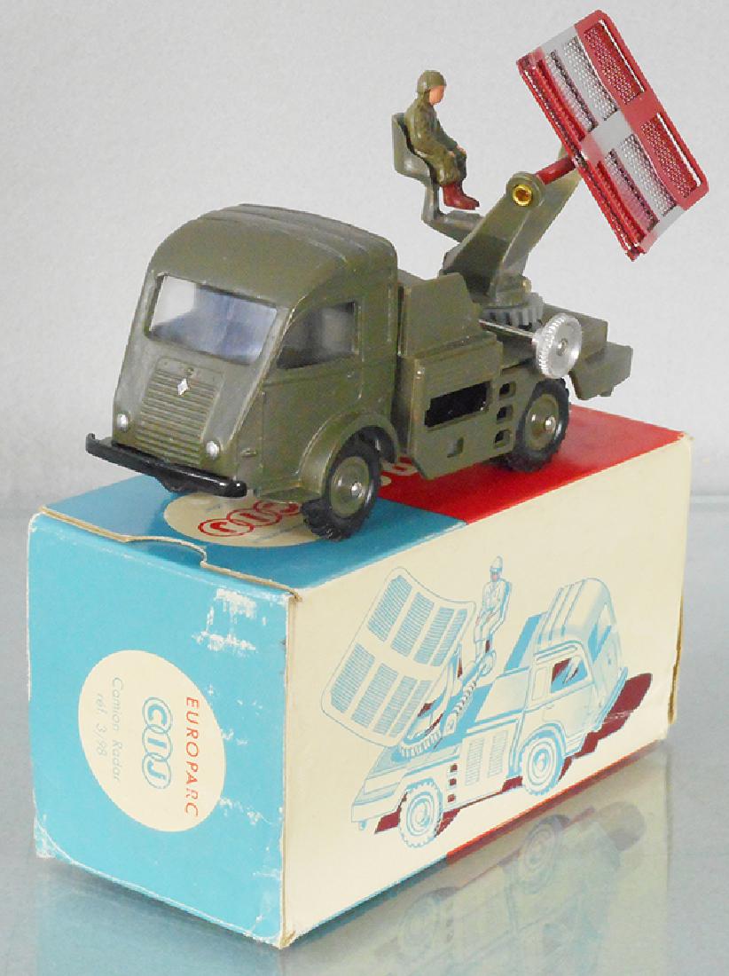 CIJ 3/98 RENAULT RADAR TRUCK (1 of 2)