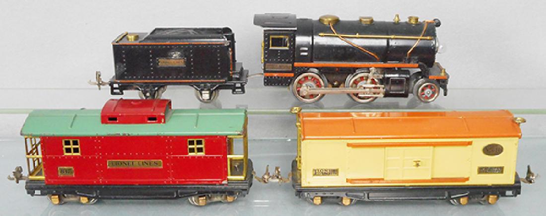 LIONEL TRAIN SET: O ga, 257 loco, 257T tender, 814 box car, 817 caboose, C6-7.