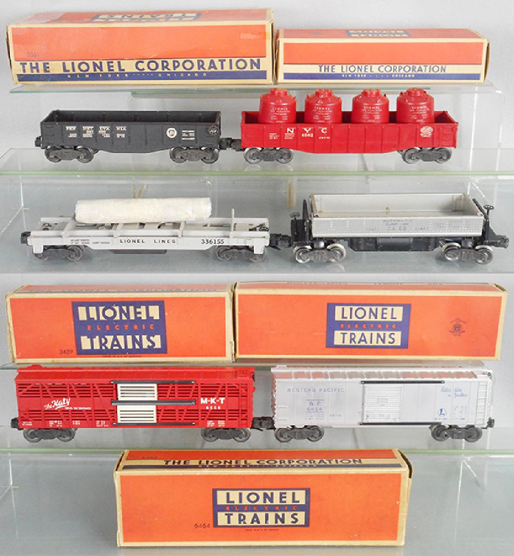 6 LIONEL FREIGHT CARS (1 of 1)