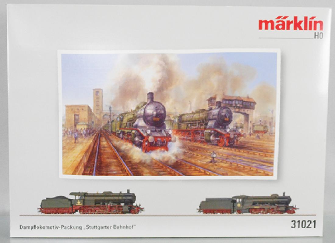 MARKLIN 31021 STUTTGART STATION STEAM LOCO SET (1 of 3)