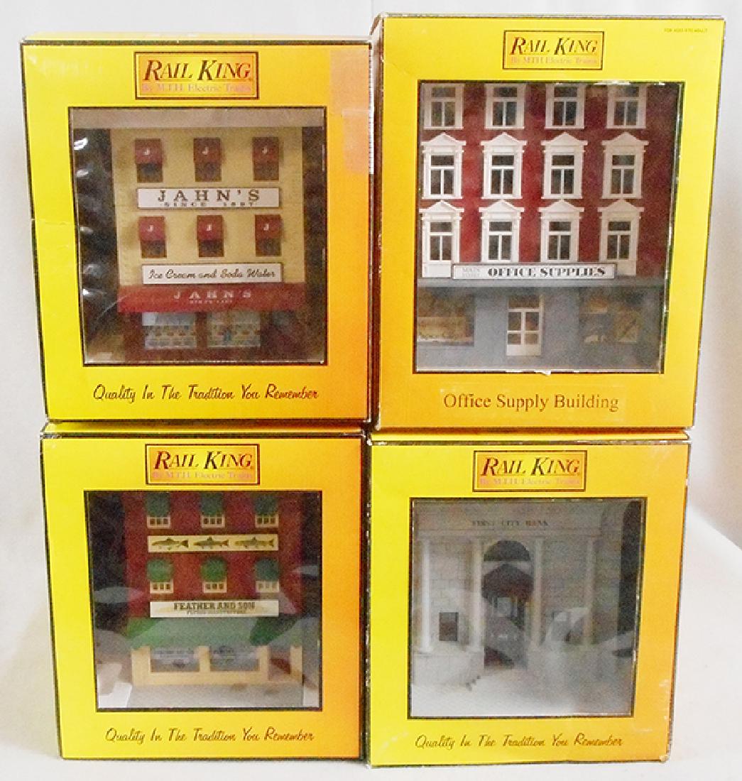 4 MTH ACCESSORIES (1 of 1)