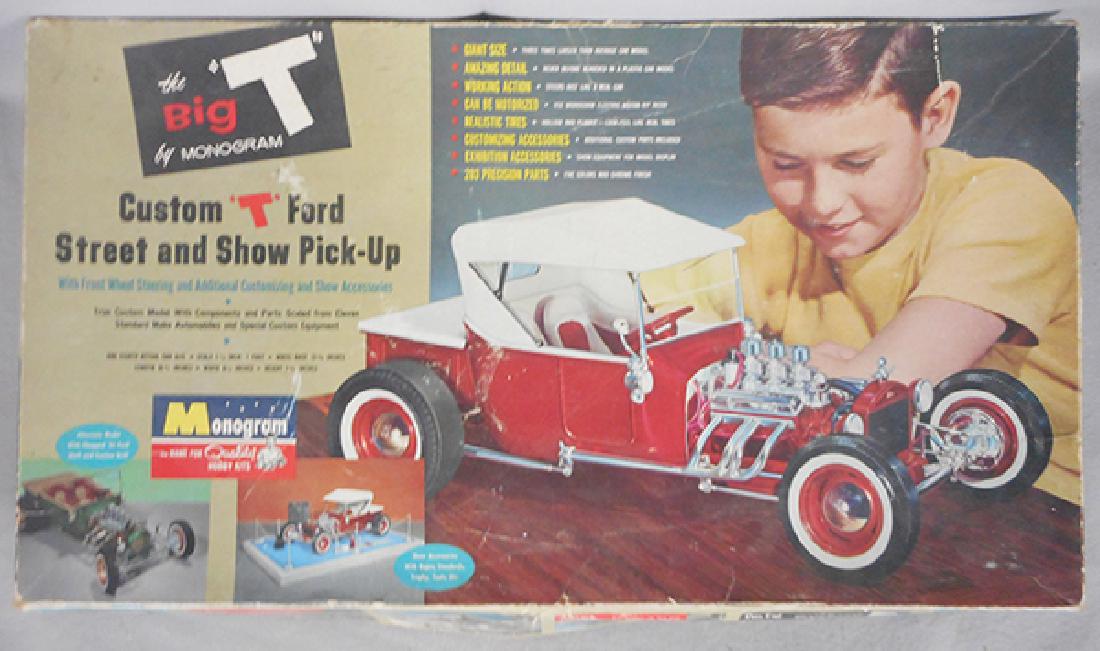 MONOGRAM BIG T MODEL CAR (1 of 2)