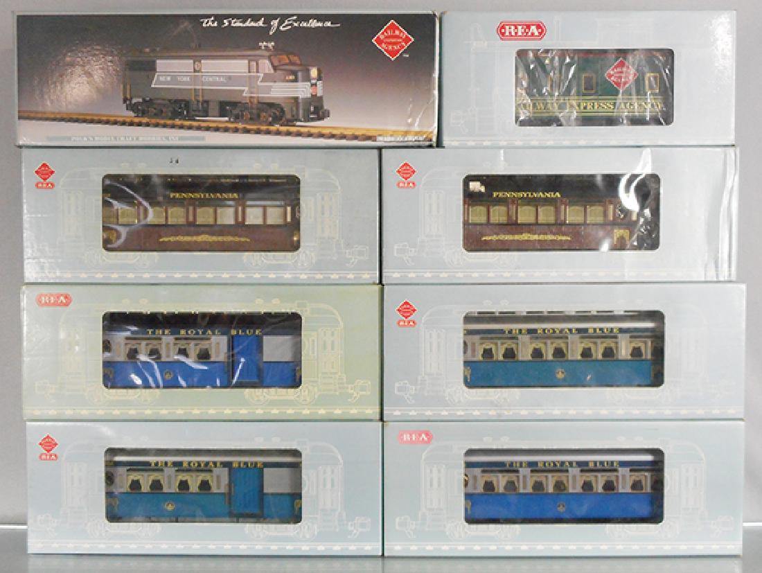 REA PASSENGER TRAIN SET (1 of 1)