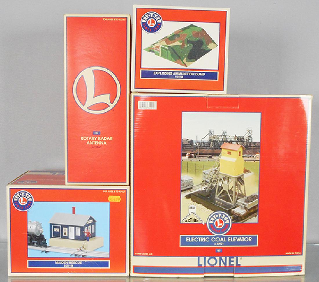 4 LIONEL ACCESSORIES (1 of 1)