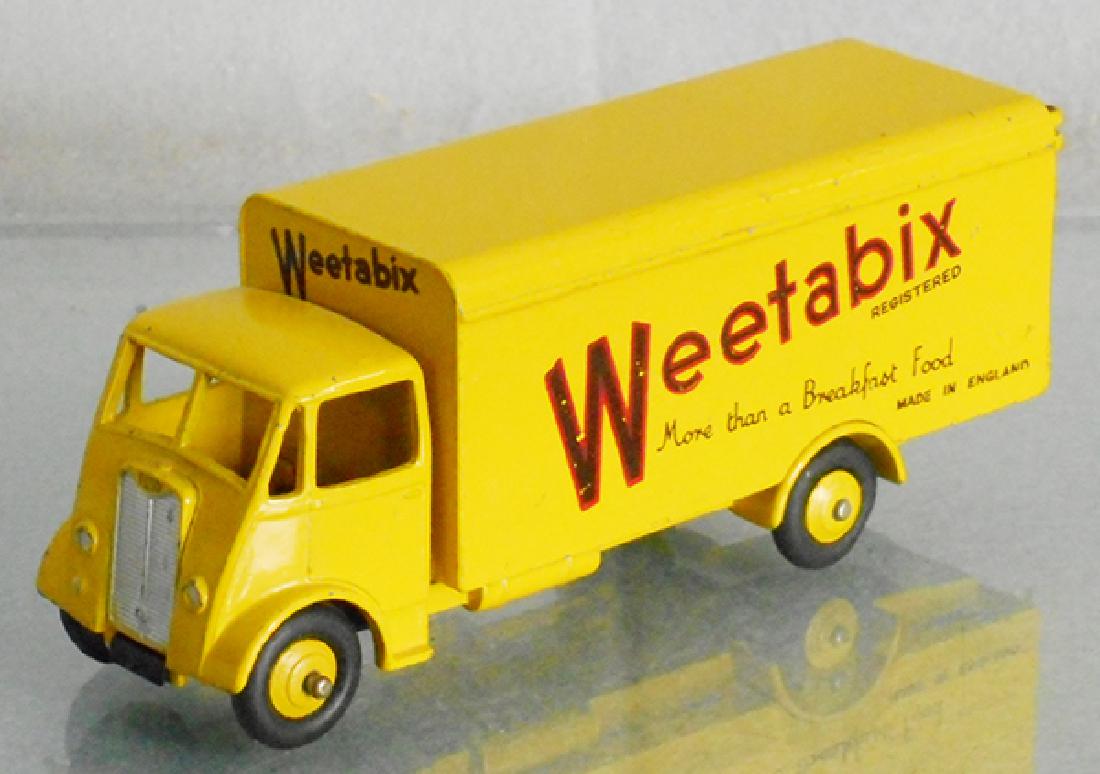 DINKY 514 WEETABIX VAN (1 of 2)