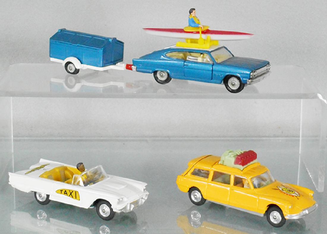 CORGI VEHICLES (1 of 1)