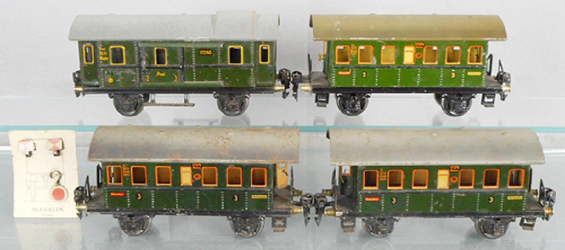 4 MARKLIN PASSENGER CARS (1 of 1)