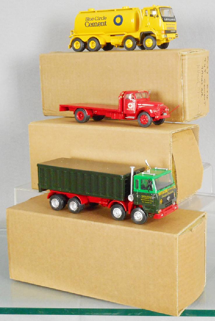 3 A SMITH AUTO MODELS (1 of 1)