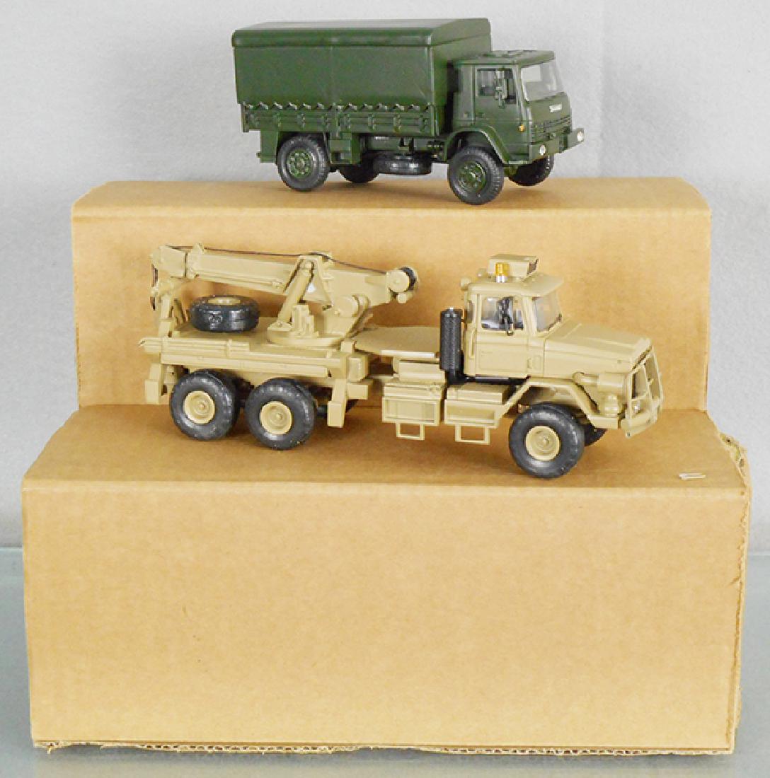 2 A SMITH AUTO MODELS (1 of 1)