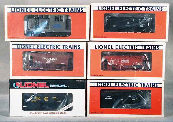 001A: LIONEL AMTRAK ORE TRAIN SET: O ga, 18912 loco w/cars 6127, 6116, 19305, 6126 & 6122, orig boxes, C9-10.