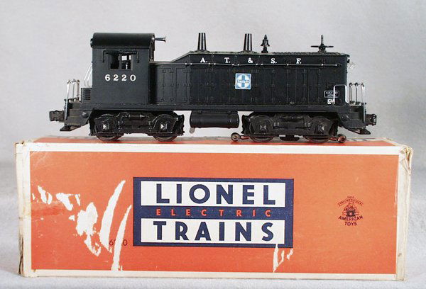 LIONEL 6220 SF NW2 SWITCHER: O ga, orig box & insert, some tape tears & minor wear, C8.