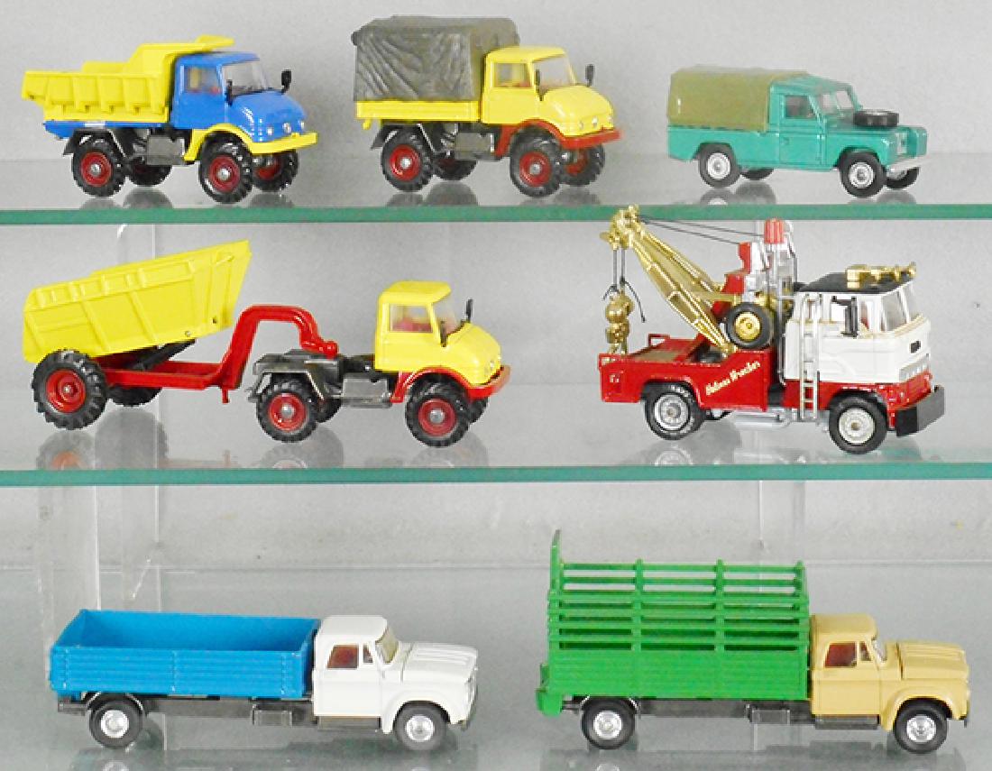 7 CORGI VEHICLES (1 of 1)