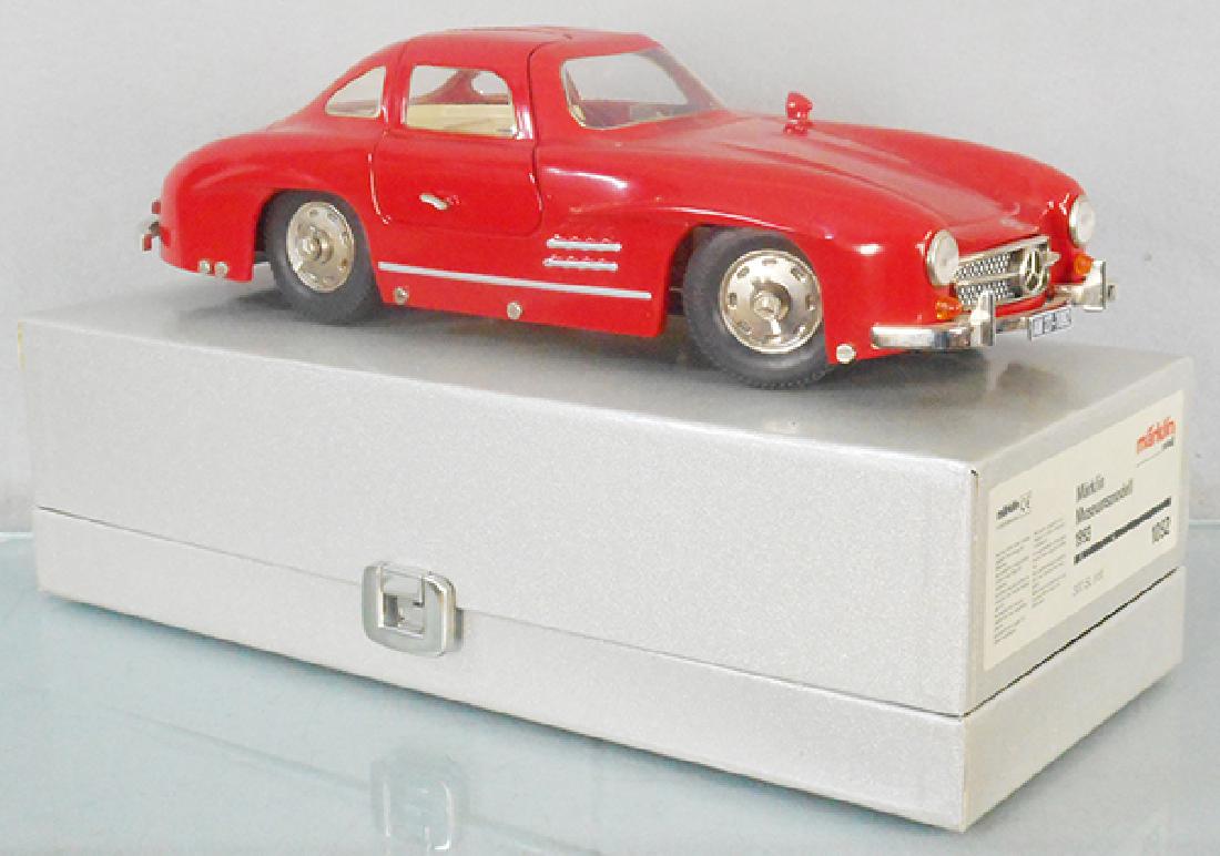 MARKLIN 1092 MERCEDES BENZ 300SL: litho tin, windup working, orig box minor wear, C8-9.
