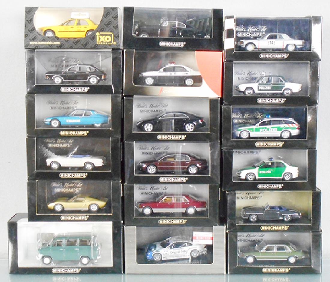 18 MINI CHAMPS MODELS (1 of 1)