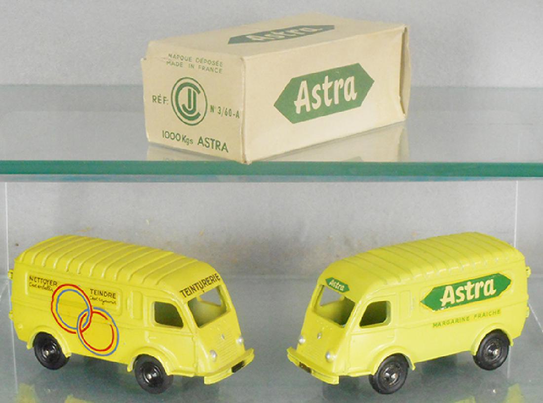 2 CIJ RENAULT VANS (1 of 1)