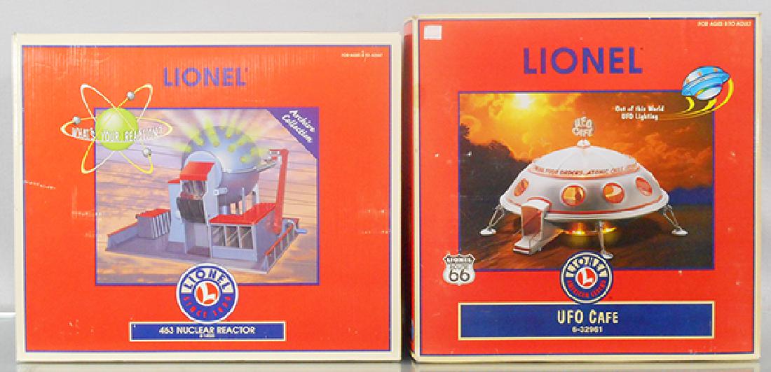 2 LIONEL ACCESSORIES (1 of 1)