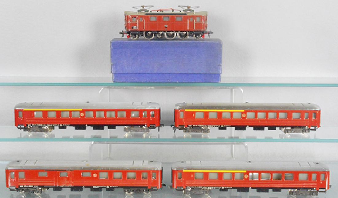 FLEISCHMANN SWEDISH TRAIN SET (1 of 1)