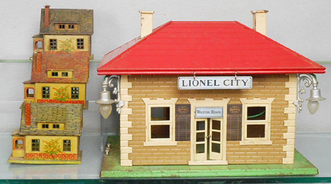 4 LIONEL ACCESSORIES (1 of 1)