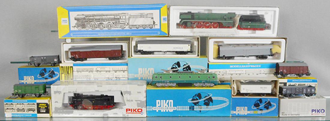 3 PIKO TRAIN SETS (1 of 1)