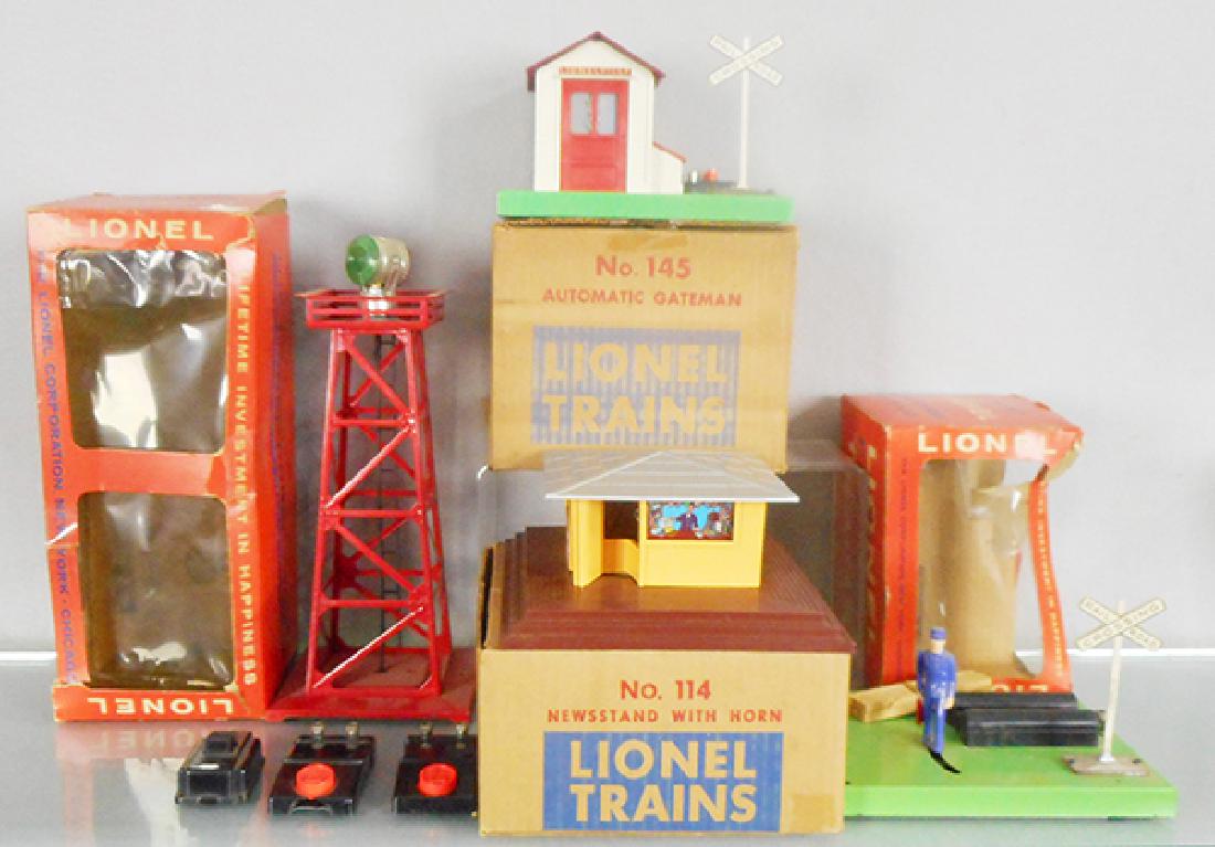 4 LIONEL ACCESSORIES (1 of 1)