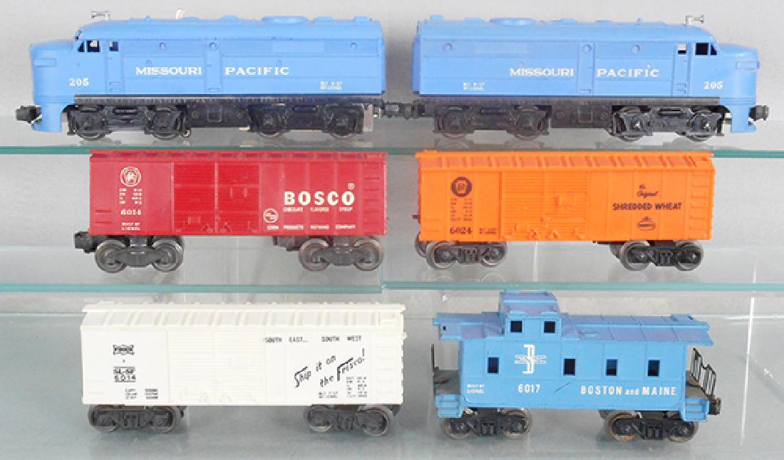 LIONEL TRAIN SET (1 of 1)