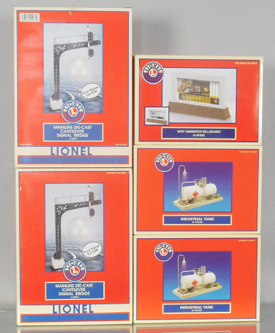 5 LIONEL ACCESSORIES (1 of 1)