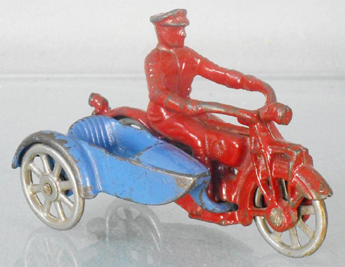 HUBLEY MOTORCYCLE & SIDECAR (1 of 2)